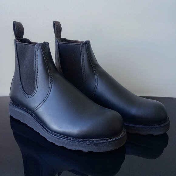 Red Wing Heritage Men Classic Chelsea Boots in Durable Black Harness-Made in USA main image 12